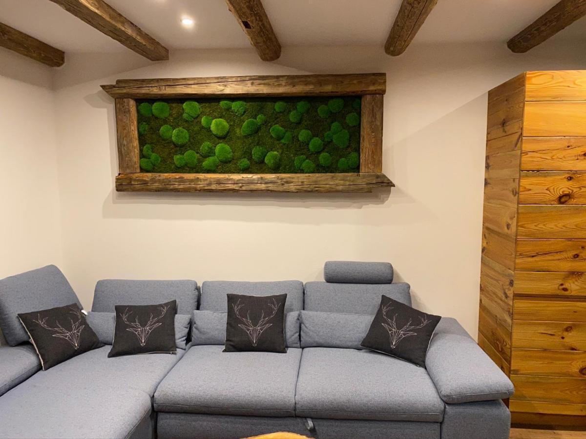 Chalet Apartments Mastal เชเลซนารูดา ภายนอก รูปภาพ