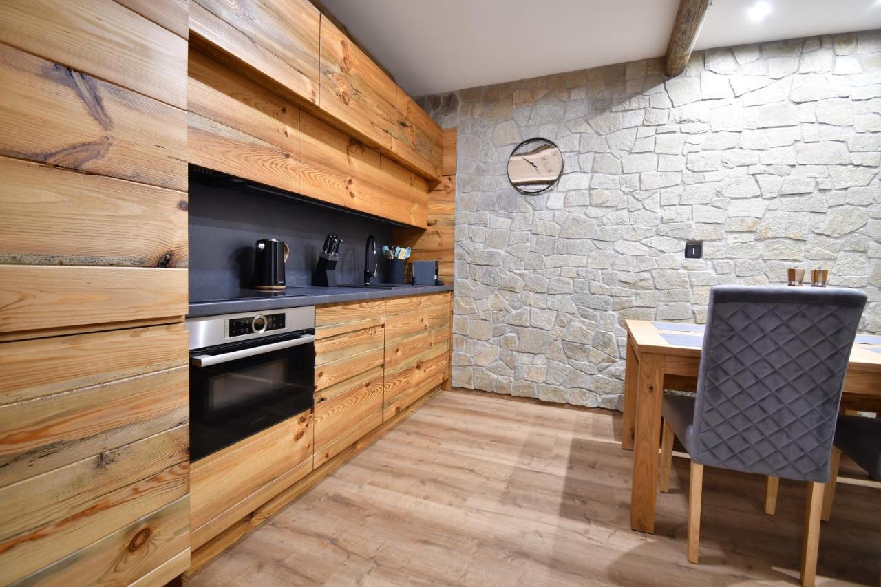 Chalet Apartments Mastal เชเลซนารูดา ภายนอก รูปภาพ